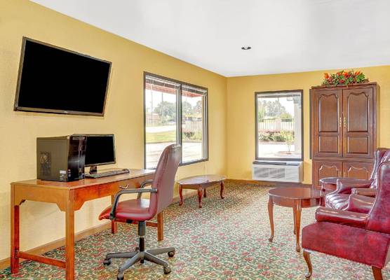 Red Roof Inn Griffin 1