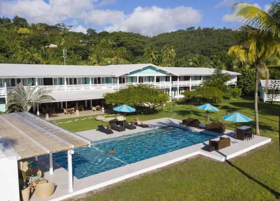 Raiatea Lodge Hotel 1