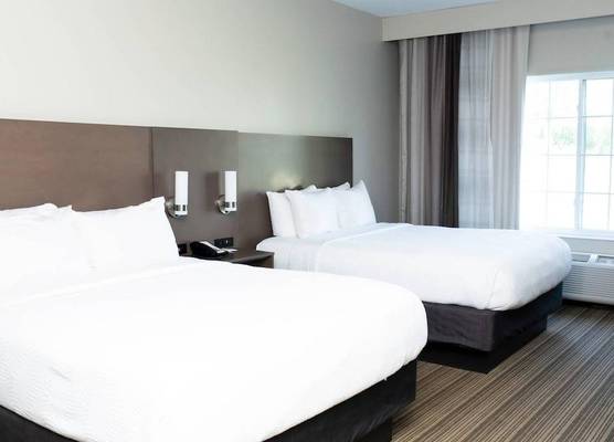 Country Inn & Suites by Radisson, Prairie du Chien 1