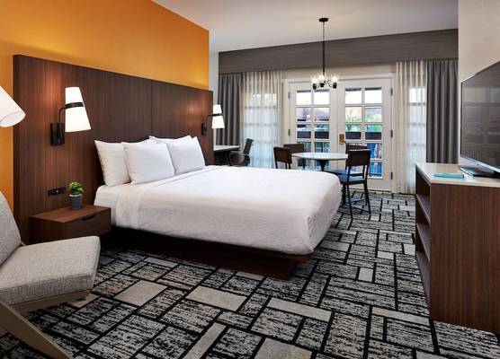 Best Western Plus Meridian Inn & Suites, Anaheim-Orange 1