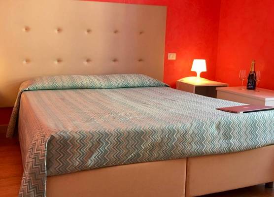 38 Aira Hotels 1