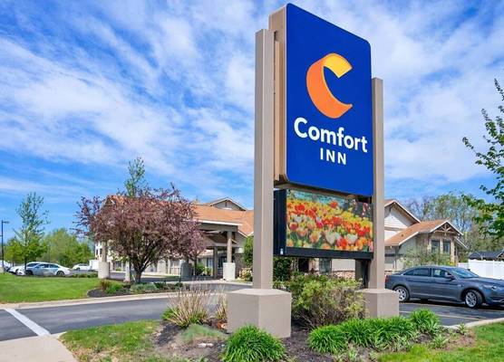 Comfort Inn Holland 1