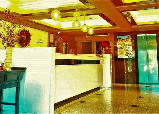 Gau Shan Ching Hotel 1