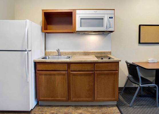 WoodSpring Suites Washington DC Andrews AFB 1