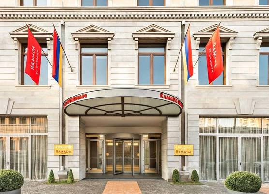 Ramada Hotel & Suites by Wyndham Yerevan 1