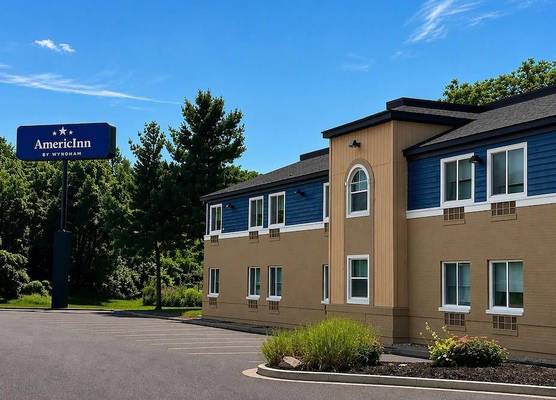 AmericInn by Wyndham Holland MI 1