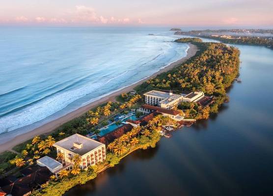 Pullman Bentota Resort And Spa 1