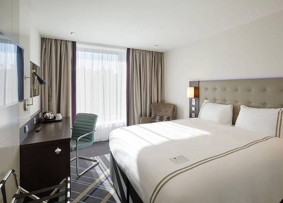 Premier Inn Hamburg City Centre 1