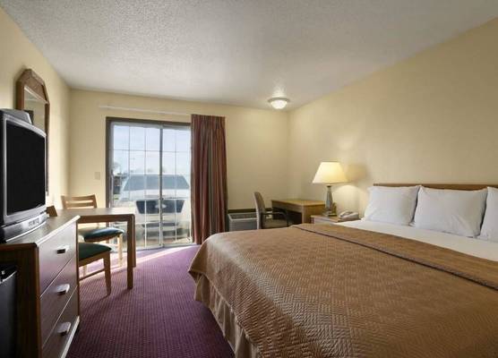 The Sage Hotel 1