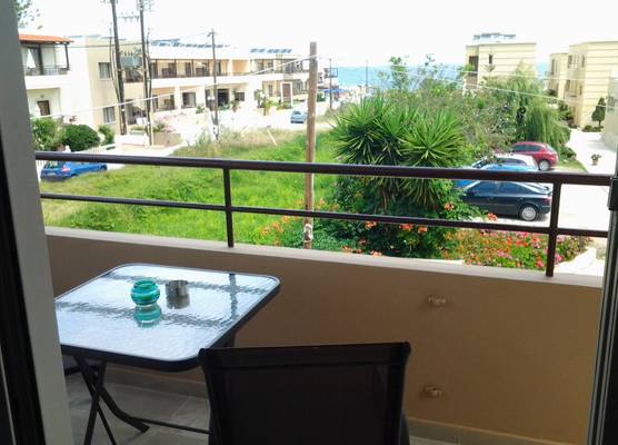 Lola Apartments 1