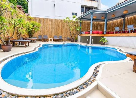 Wild Orchid Villa Bangkok 1
