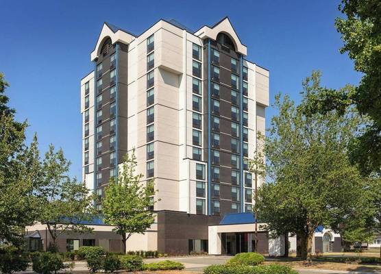 Red Roof Inn PLUS Vancouver Airport 1
