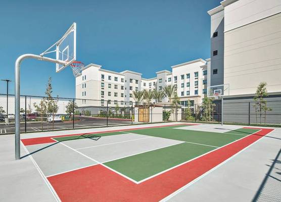 Staybridge Suites IRVINE - JOHN WAYNE AIRPORT by IHG 1