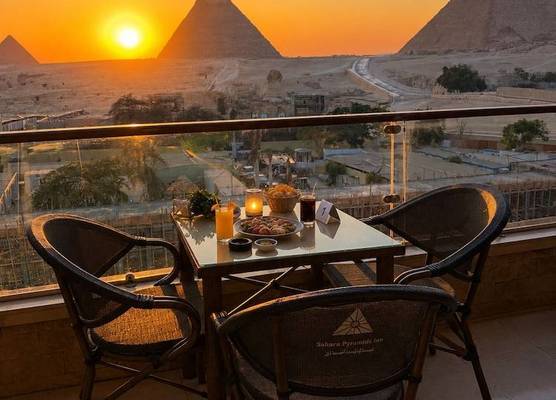 Sahara Pyramids Inn 1