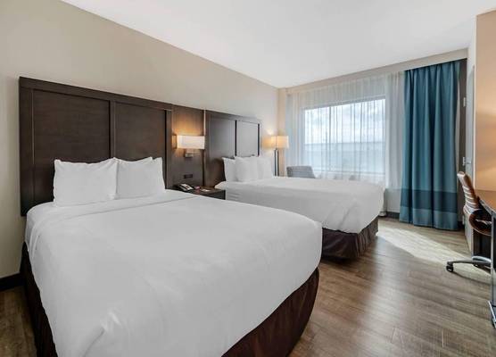 Comfort Inn & Suites Miami International Airport 1