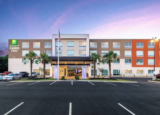 Holiday Inn Express & Suites GREENVILLE - TAYLORS by IHG 1