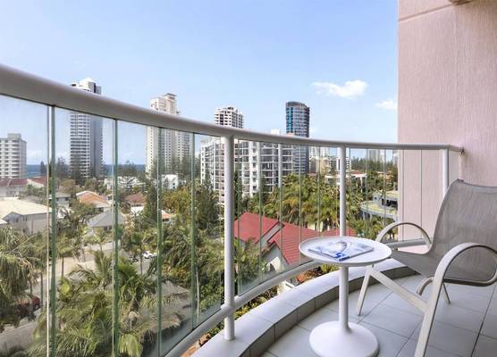 Hotel Room Ocean View Surfers Paradise 1