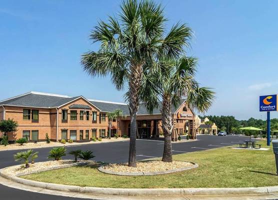 Comfort Inn & Suites Perry National Fairgrounds Area 1