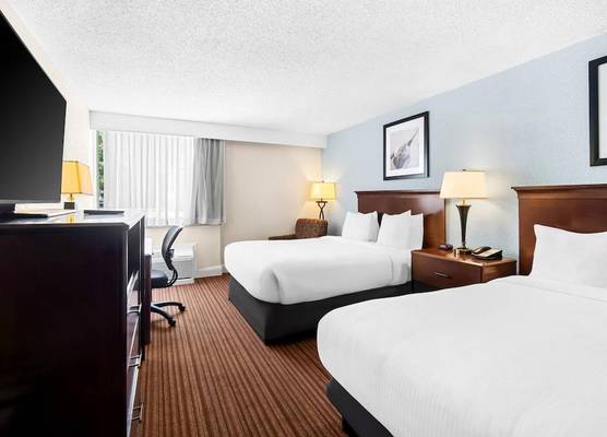 Best Western Merry Manor Inn 1