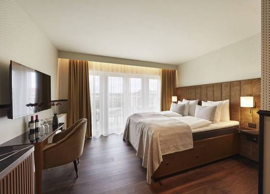 WIDE Hotel 1