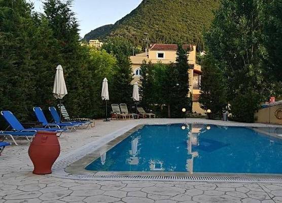 Villa Litsa 1