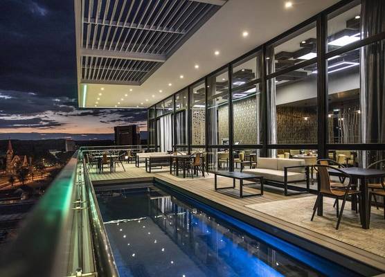 Avani Windhoek Hotel & Casino 1