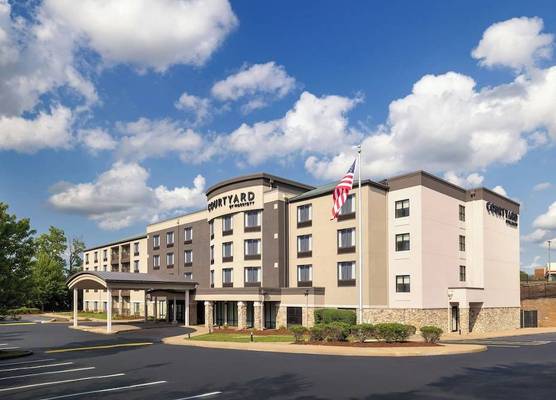 Courtyard Pittsburgh Monroeville 1