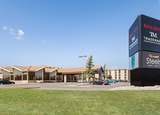 Royal Hotel West Edmonton, Trademark Collection by Wyndham 1