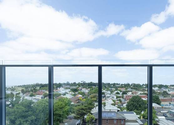 Oaks R Suites Geelong 1