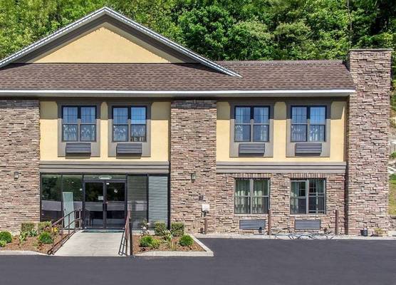 Quality Inn near Mountain Creek 1