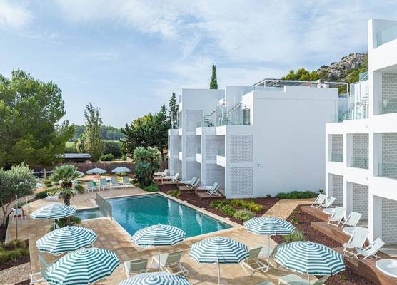 Cabot Las Velas Apartments 1