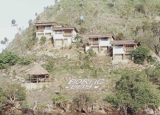 Borac Bay Bungalows and Spa 1