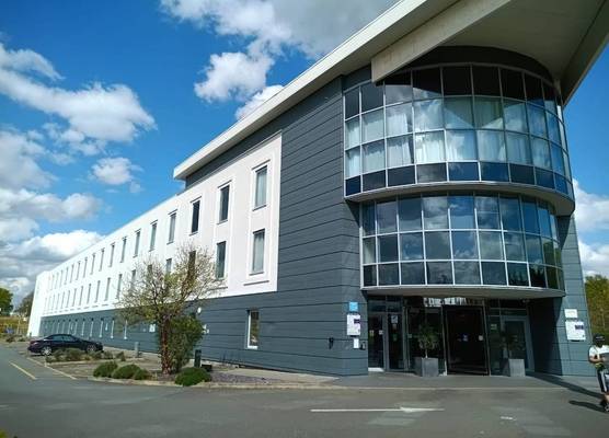 Holiday Inn LONDON LUTON NORTH by IHG 1