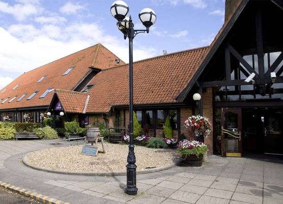 Premier Inn Milton Keynes South 1