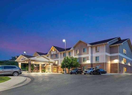 Comfort Inn & Suites Rapid City South - Mt Rushmore Gateway 1