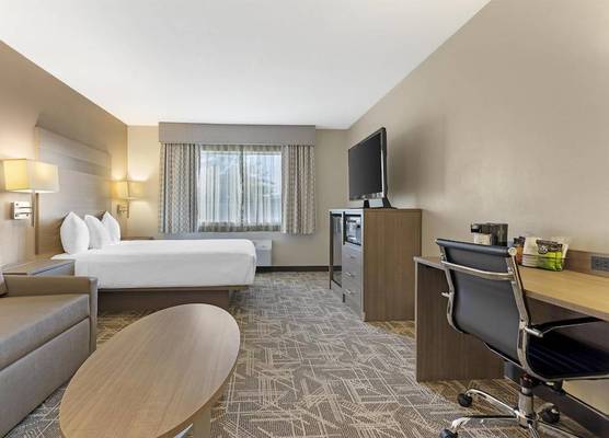 Best Western Kettleman City Inn & Suites 1