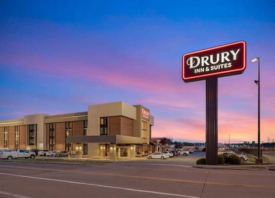 Drury Inn & Suites Joplin 1