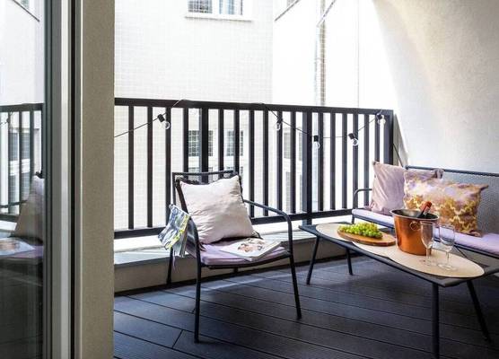 Canvas House by Fragola Collection 1