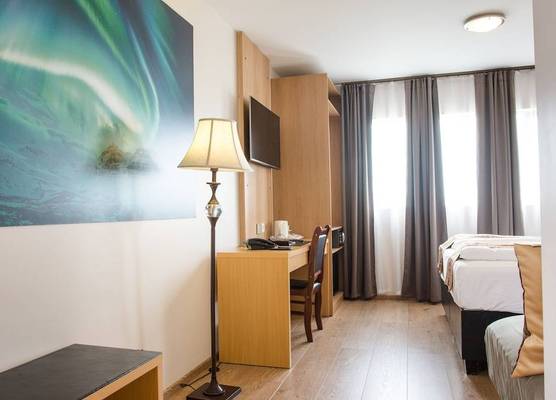 Hotel Jazz - By Keflavik Airport - Reykjavik - Iceland 1
