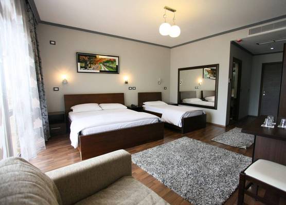 PANORAMA Rooms Hotel near the Old Bazaar 1