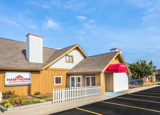 Hawthorn Extended Stay by Wyndham Dayton 1