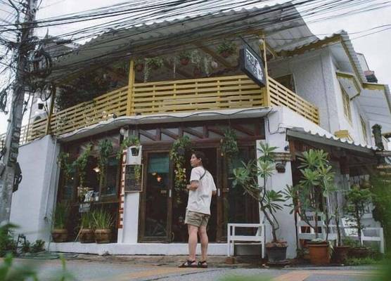 Past Tense Hostel 1
