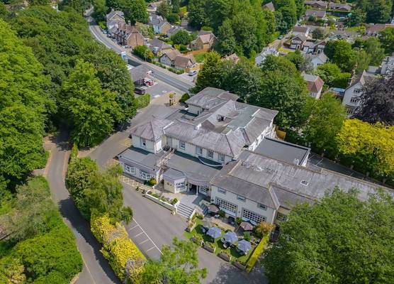 Reigate Manor Hotel 1