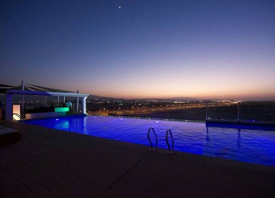 Carnelian Muscat - Airport Hotel 1