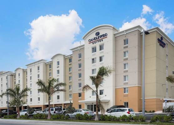 Candlewood Suites MIAMI INTL AIRPORT - 36TH ST by IHG 1