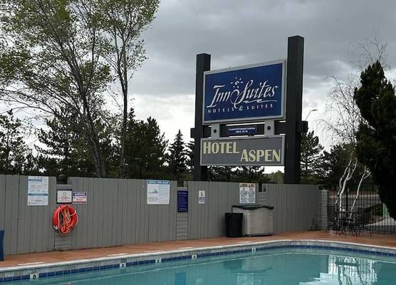 Hotel Aspen Flagstaff/ Grand Canyon InnSuites 1