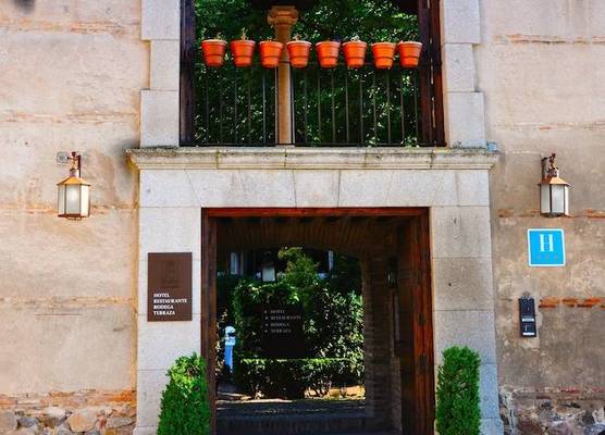 Hotel Hacienda del Cardenal 1