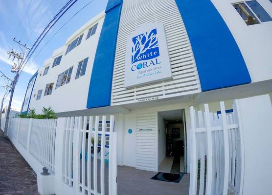 White Coral ApartaSuites 1