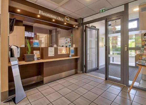 B&B HOTEL Carcassonne Rocadest La Cité 1