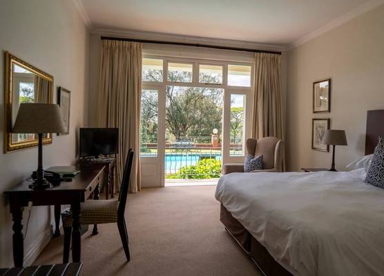 Redlands Hotel 1